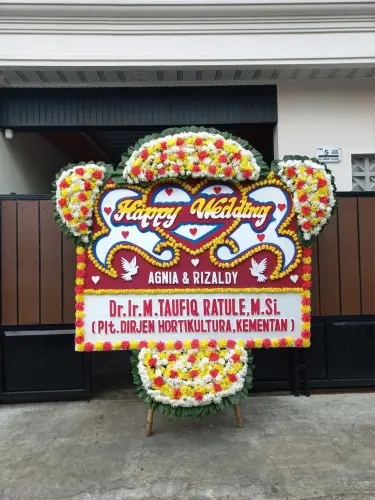 Papan Bunga Pernikahan kademangan
